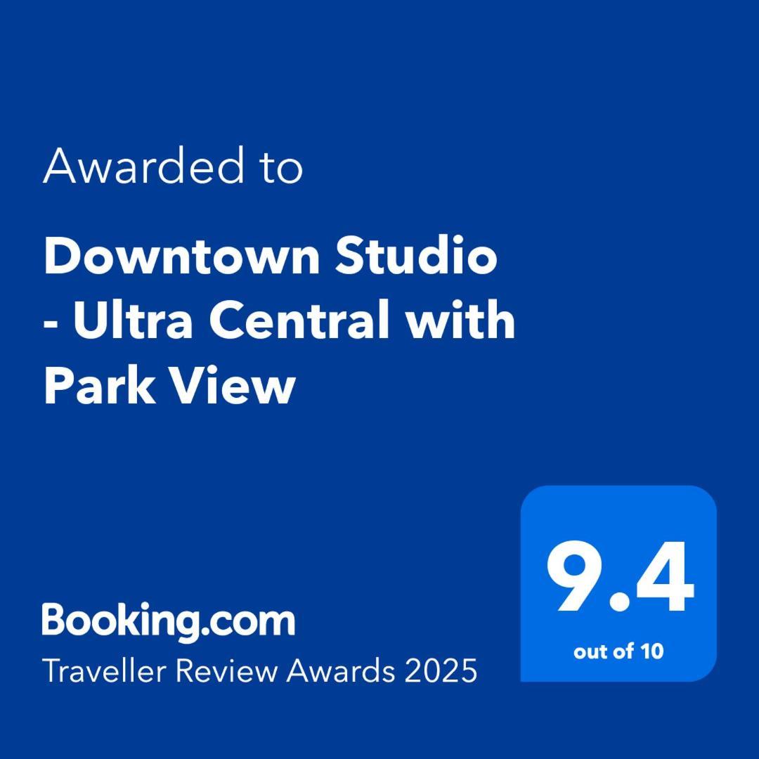 Downtown Studio - Ultra Central With Park View Bukares Bagian luar foto